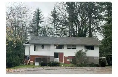 10980 Unit 10980 Surrey British Columbia V3T3Y4