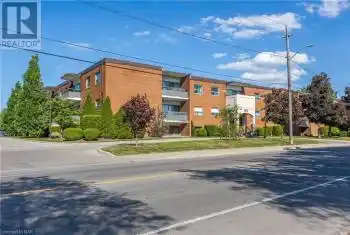 242 OAKDALE Avenue Unit# 312, St. Catharines (456 - Oakdale), Ontario L2P3K5, 2 Bedrooms Bedrooms, ,1 BathroomBathrooms,Condo,For Sale,OAKDALE,X9411707