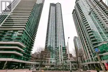 16 Harbour St Unit# 4702, Toronto, Ontario M5J 2Z7, 3 Bedrooms Bedrooms, 8 Rooms Rooms,3 BathroomsBathrooms,Condo,Sold,Harbour,C8380370