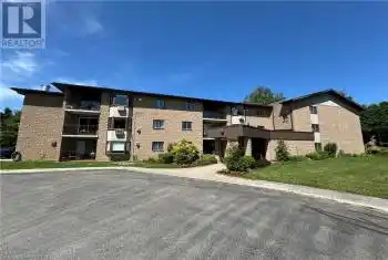 125 HINKS Street Unit# 303, Brockton, Ontario N0G2V0, 1 Bedroom Bedrooms, ,1 BathroomBathrooms,All Houses,For Sale,HINKS,X10845692