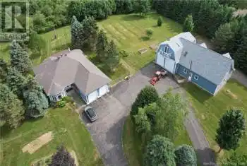 15 & 17 MacDonald Road, Upper Woodstock, New Brunswick E7M3C3, 4 Bedrooms Bedrooms, ,6 BathroomsBathrooms,All Houses,For Sale,15 & 17 MacDonald Road,NB102067