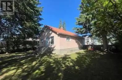 5330 Unit 5330 Edson Alberta T7E1G4