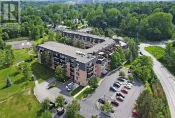 155 Main St Unit# 407, Newmarket, Ontario L3Y 8C2, 2 Bedrooms Bedrooms, 6 Rooms Rooms,2 BathroomsBathrooms,Condo,Sold,Main,N9042667