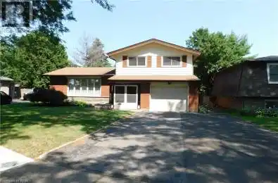 3004 CULLIMORE Avenue Niagara Falls Ontario L2J2S8