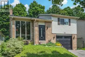 157 Hickling Tr, Barrie, Ontario L4M 5T6, 2 Bedrooms Bedrooms, 5 Rooms Rooms,2 BathroomsBathrooms,All Houses,Sold,Hickling,S9237498