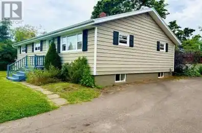 213 BELVEDERE Avenue Charlottetown Prince Edward Island C1A2Z4