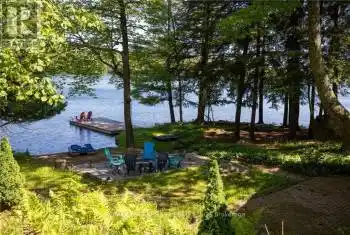 6 Darling Dr, Muskoka Lakes, Ontario P0B 1J0, 4 Bedrooms Bedrooms, 10 Rooms Rooms,2 BathroomsBathrooms,All Houses,Sold,Darling,X9267933