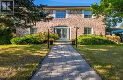 96 Wigwoss Drive Vaughan (East Woodbridge) Ontario L4L1P8