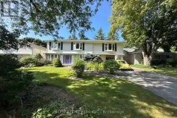 115 Harding Blvd, Richmond Hill, Ontario L4C 1S9, 4 Bedrooms Bedrooms, 8 Rooms Rooms,3 BathroomsBathrooms,All Houses,Sold,Harding,N9269214