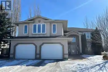 28 Telfer BAY, Prince Albert, Saskatchewan S6X1C4, 5 Bedrooms Bedrooms, ,3 BathroomsBathrooms,All Houses,For Sale,Crescent Acres,28 Telfer BAY,SK962351