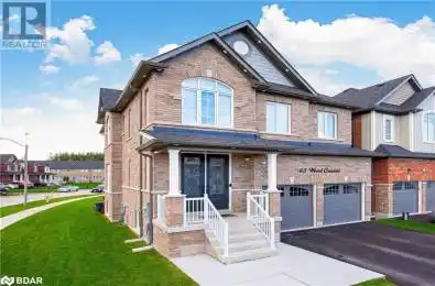 45 WOOD Crescent Angus Ontario L3W0E5