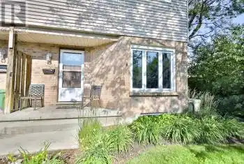 628 Wharncliffe Rd Unit# 6, London, Ontario N6J 4V6, 3 Bedrooms Bedrooms, 6 Rooms Rooms,2 BathroomsBathrooms,All Houses,Sold,Wharncliffe,X9043696