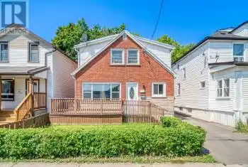 304 Albert St, Oshawa, Ontario L1H 4R8, 6 Bedrooms Bedrooms, 10 Rooms Rooms,3 BathroomsBathrooms,All Houses,Sold,Albert,E9297357