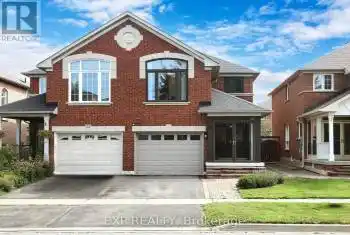 31 Melville St, Richmond Hill, Ontario L4B 4J1, 3 Bedrooms Bedrooms, 7 Rooms Rooms,4 BathroomsBathrooms,All Houses,Sold,Melville,N9303098