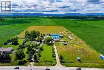 7941 Highway 26, Clearview (Stayner), Ontario L0M1S0, 5 Bedrooms Bedrooms, ,4 BathroomsBathrooms,Commercial,For Sale,Highway 26,S9307697