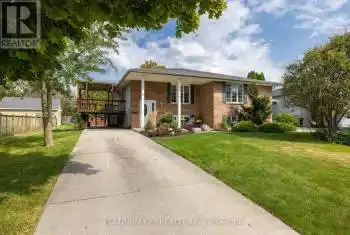 515 McGregor St, Warwick, Ontario N0M 2S0, 2 Bedrooms Bedrooms, 6 Rooms Rooms,2 BathroomsBathrooms,All Houses,Sold,McGregor,X9311743