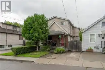 15 Agnes Street, Hamilton (Crown Point), Ontario L8H4H1, 3 Bedrooms Bedrooms, ,2 BathroomsBathrooms,All Houses,For Sale,Agnes,X9305445