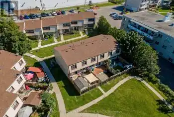 108 Sinclair Ave Unit# 25, Halton Hills, Ontario L7G 1J4, 3 Bedrooms Bedrooms, 6 Rooms Rooms,2 BathroomsBathrooms,All Houses,Sold,Sinclair,W9353143