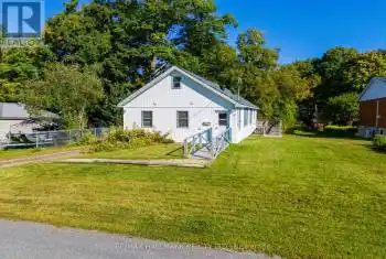 19 Marion Ave, Parry Sound, Ontario P2A 1H5, 3 Bedrooms Bedrooms, 9 Rooms Rooms,1 BathroomBathrooms,All Houses,Sold,Marion,X9356792