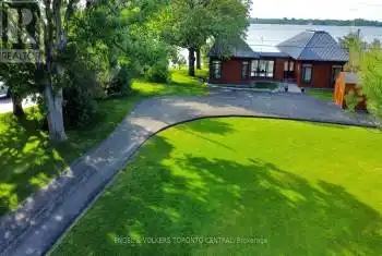 131 Peats Point Road, Prince Edward County (Ameliasburgh), Ontario K0K1K0, 3 Bedrooms Bedrooms, ,2 BathroomsBathrooms,All Houses,For Sale,Peats Point,X9358828