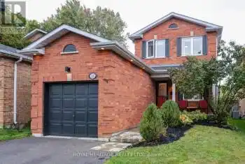 33 Wrenn Blvd, Clarington, Ontario L1C 4N1, 3 Bedrooms Bedrooms, 7 Rooms Rooms,2 BathroomsBathrooms,All Houses,Sold,Wrenn,E9366471