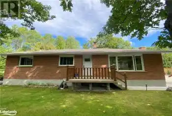 11 OLD TRAIL RD, Tiny, Ontario L0L2T0, 4 Bedrooms Bedrooms, ,1 BathroomBathrooms,All Houses,For Rent,OLD TRAIL RD,S10440001