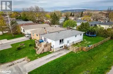 31 COURTICE Crescent Collingwood Ontario L9Y4N7