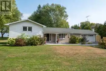 1143 Connaught Dr, Smith-Ennismore-Lakefield, Ontario K0L 1T0, 4 Bedrooms Bedrooms, 9 Rooms Rooms,4 BathroomsBathrooms,All Houses,Rented,Connaught,X9375319