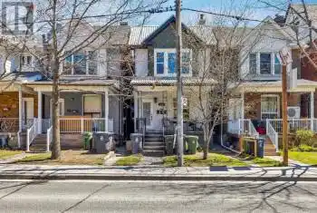 355 Lansdowne Ave, Toronto, Ontario M6H 3Y2, 2 Bedrooms Bedrooms, 6 Rooms Rooms,3 BathroomsBathrooms,All Houses,Sold,Lansdowne,C9375706