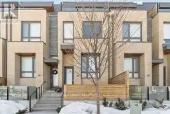 18 Perth Ave, Toronto, Ontario M6R 0A8, 3 Bedrooms Bedrooms, 6 Rooms Rooms,3 BathroomsBathrooms,All Houses,Sold,Perth,C9378376