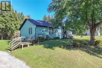 8 AGNES Street, Oro-Medonte (Moonstone), Ontario L0K1N0, 4 Bedrooms Bedrooms, ,2 BathroomsBathrooms,All Houses,For Sale,AGNES,S10439075