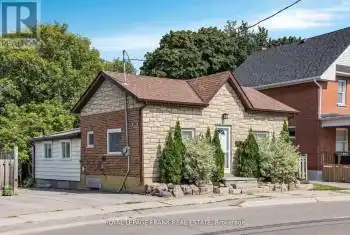 297 Celina St, Oshawa, Ontario L1H 4N9, 2 Bedrooms Bedrooms, 5 Rooms Rooms,1 BathroomBathrooms,All Houses,Sold,Celina,E9382765