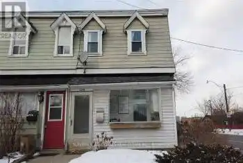 2398 Gerrard Street, Toronto (East End-Danforth), Ontario M4E2E1, 3 Bedrooms Bedrooms, ,3 BathroomsBathrooms,All Houses,For Sale,Gerrard,E9385898