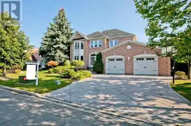 37 Heatherwood Crescent Markham (Unionville) Ontario L3R8W6