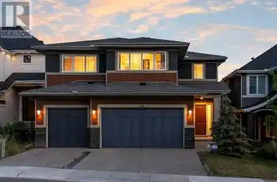 216 Discovery Drive Calgary Alberta T3H6A2