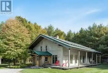 5745 Line 3, Oro-Medonte, Ontario L4R 4K3, 3 Bedrooms Bedrooms, 9 Rooms Rooms,1 BathroomBathrooms,All Houses,Sold,Line 3,S9393291