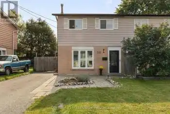 712 Elgin St, Newmarket, Ontario L3Y 3B6, 3 Bedrooms Bedrooms, 8 Rooms Rooms,2 BathroomsBathrooms,All Houses,Sold,Elgin,N9396568