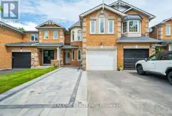 149 Downey Circ, Aurora, Ontario L4G 7G1, 3 Bedrooms Bedrooms, 8 Rooms Rooms,3 BathroomsBathrooms,All Houses,Sold,Downey,N9309461