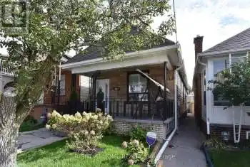 23 Amherst Avenue Unit# Bsmnt, Toronto (Oakwood Village), Ontario M6E1Z2, 1 Bedroom Bedrooms, ,1 BathroomBathrooms,All Houses,For Rent,Amherst,C9398111