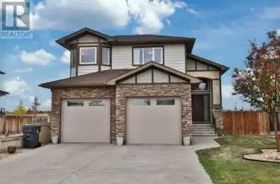 332 Stonecrest Place Lethbridge Alberta T1K6W3