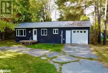 98 LAKESHORE Road, Oro-Medonte, Ontario L0L2E0, 2 Bedrooms Bedrooms, ,1 BathroomBathrooms,All Houses,For Sale,LAKESHORE,40665058