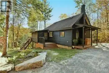 2255 B CALABOGIE Road, Greater Madawaska, Ontario K0J1G0, 3 Bedrooms Bedrooms, ,1 BathroomBathrooms,All Houses,For Sale,Burnstown,CALABOGIE,X9523540