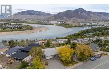 402 STRATHCONA Terrace, Kamloops, British Columbia V2C1B9, 6 Bedrooms Bedrooms, ,4 BathroomsBathrooms,All Houses,For Sale,South Kamloops,STRATHCONA,181465