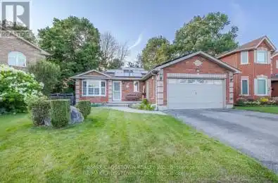 38 Crompton Drive Barrie (Little Lake) Ontario L4M6N1