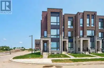 121 Stauffer Crescent Markham (Cornell) Ontario L6B1R1