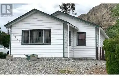 6546 Hollow Street Oliver British Columbia V0H1T0