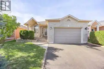 8 Duval Drive, Barrie (East Bayfield), Ontario L4M6V2, 5 Bedrooms Bedrooms, ,3 BathroomsBathrooms,All Houses,For Sale,Duval,S9509338