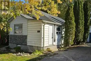 229 Royal Rd, Georgina, Ontario L4P 2T6, 3 Bedrooms Bedrooms, 5 Rooms Rooms,1 BathroomBathrooms,All Houses,Rented,Royal,N9509832