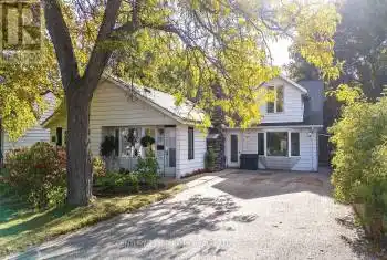 317 Mary St, Orillia, Ontario L3V 3E9, 3 Bedrooms Bedrooms, 10 Rooms Rooms,2 BathroomsBathrooms,All Houses,Sold,Mary,S9510216