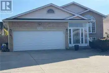 8138 HARVEST Crescent, Niagara Falls (213 - Ascot), Ontario L2H3G4, 5 Bedrooms Bedrooms, ,2 BathroomsBathrooms,All Houses,For Sale,HARVEST,X9767587